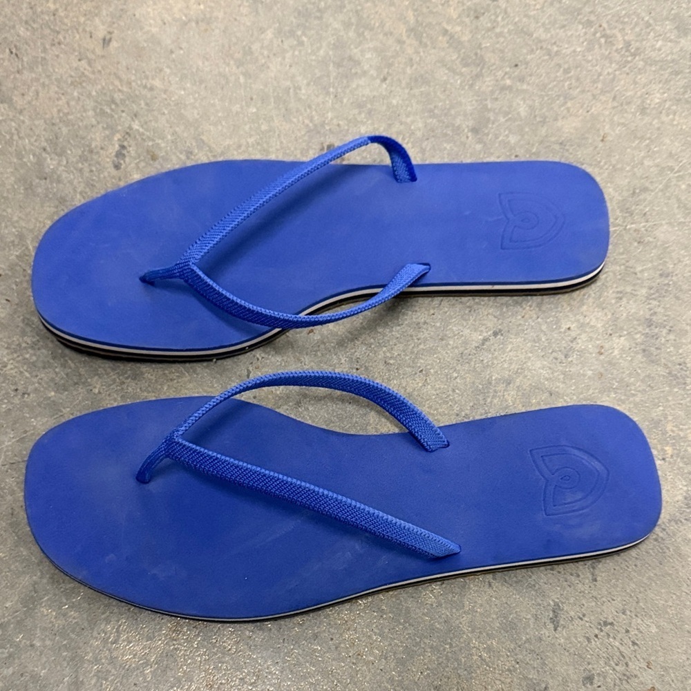 Rothy's Vibrant Blue Sandals - Picture 2 of 4